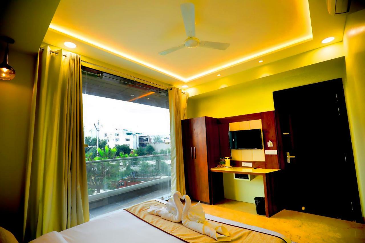Taj Sojourn Bed & Breakfast Agra  Ngoại thất bức ảnh